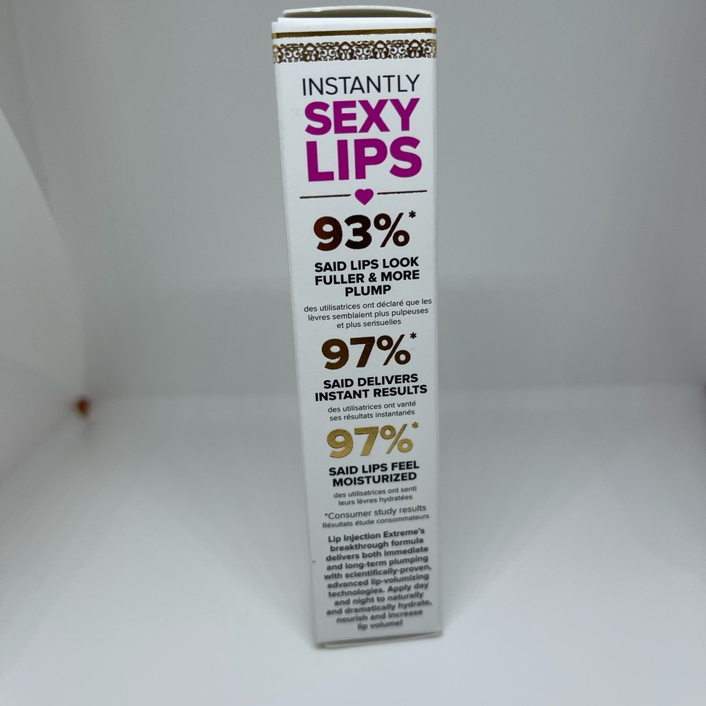 Too Faced Lip Injection 🎉💕 - Picture 4 of 6
